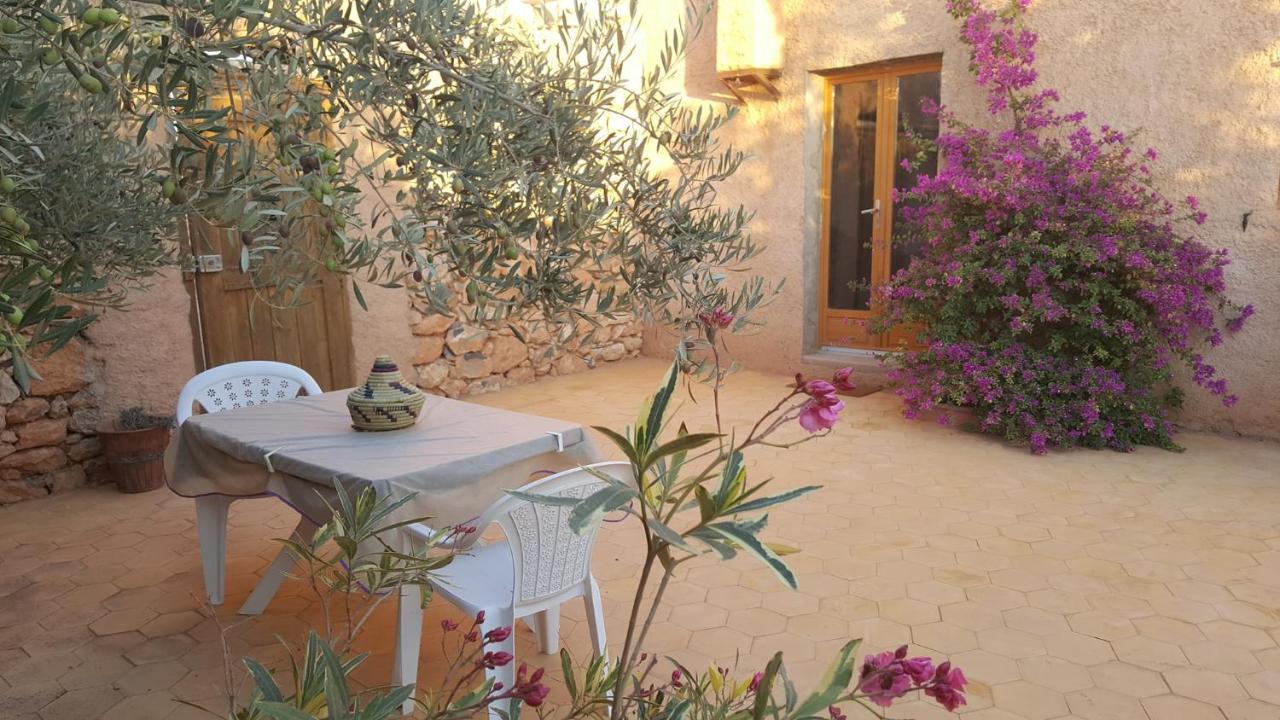 Ksar Montana Hotel, Chambres Piscine Taforhalt Bagian luar foto