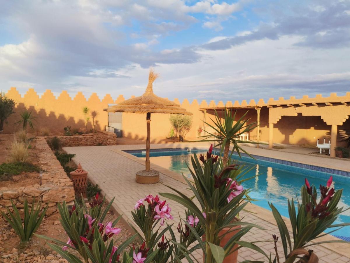 Ksar Montana Hotel, Chambres Piscine Taforhalt Bagian luar foto