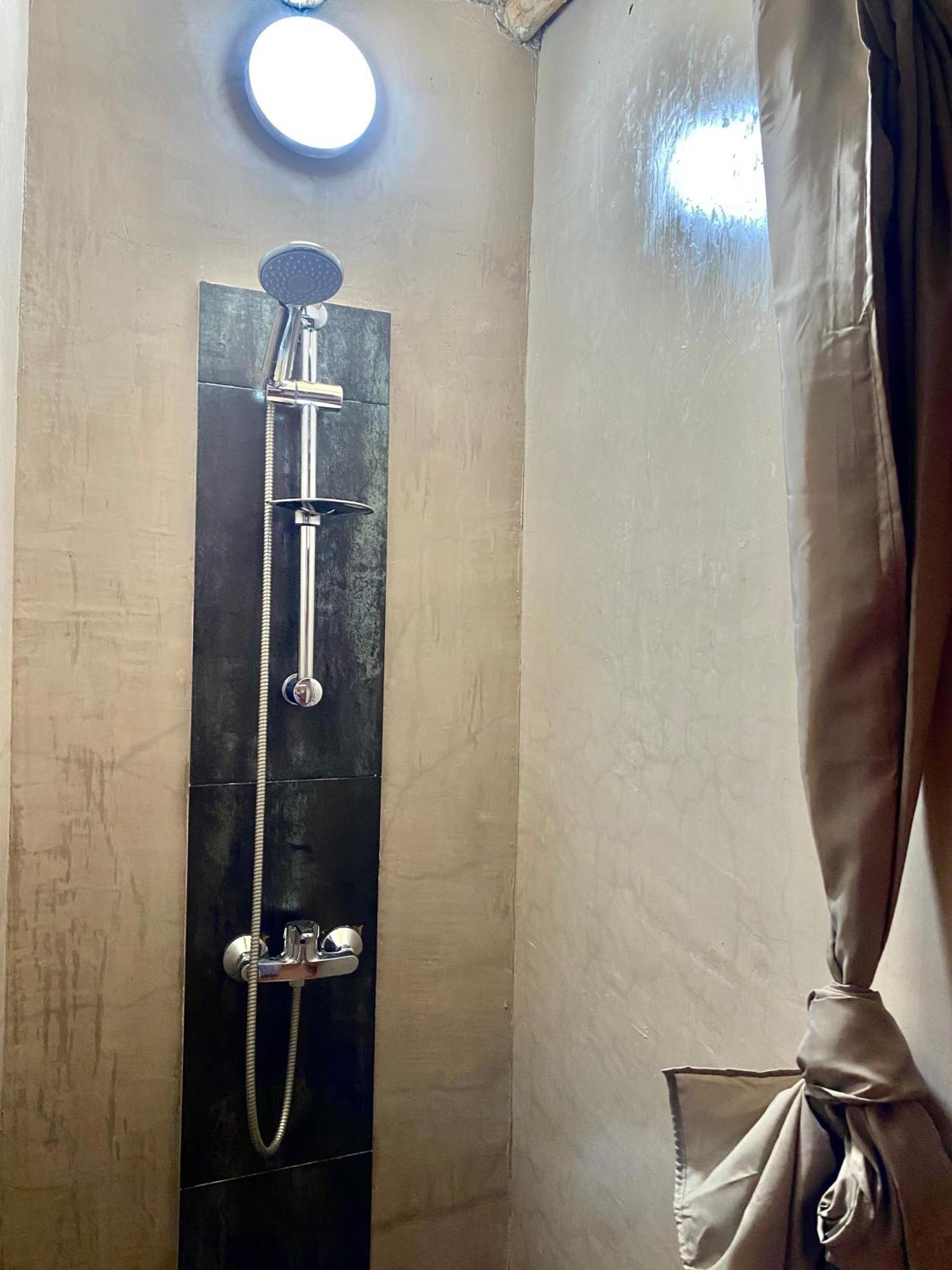 Ksar Montana Hotel, Chambres Piscine Taforhalt Bagian luar foto