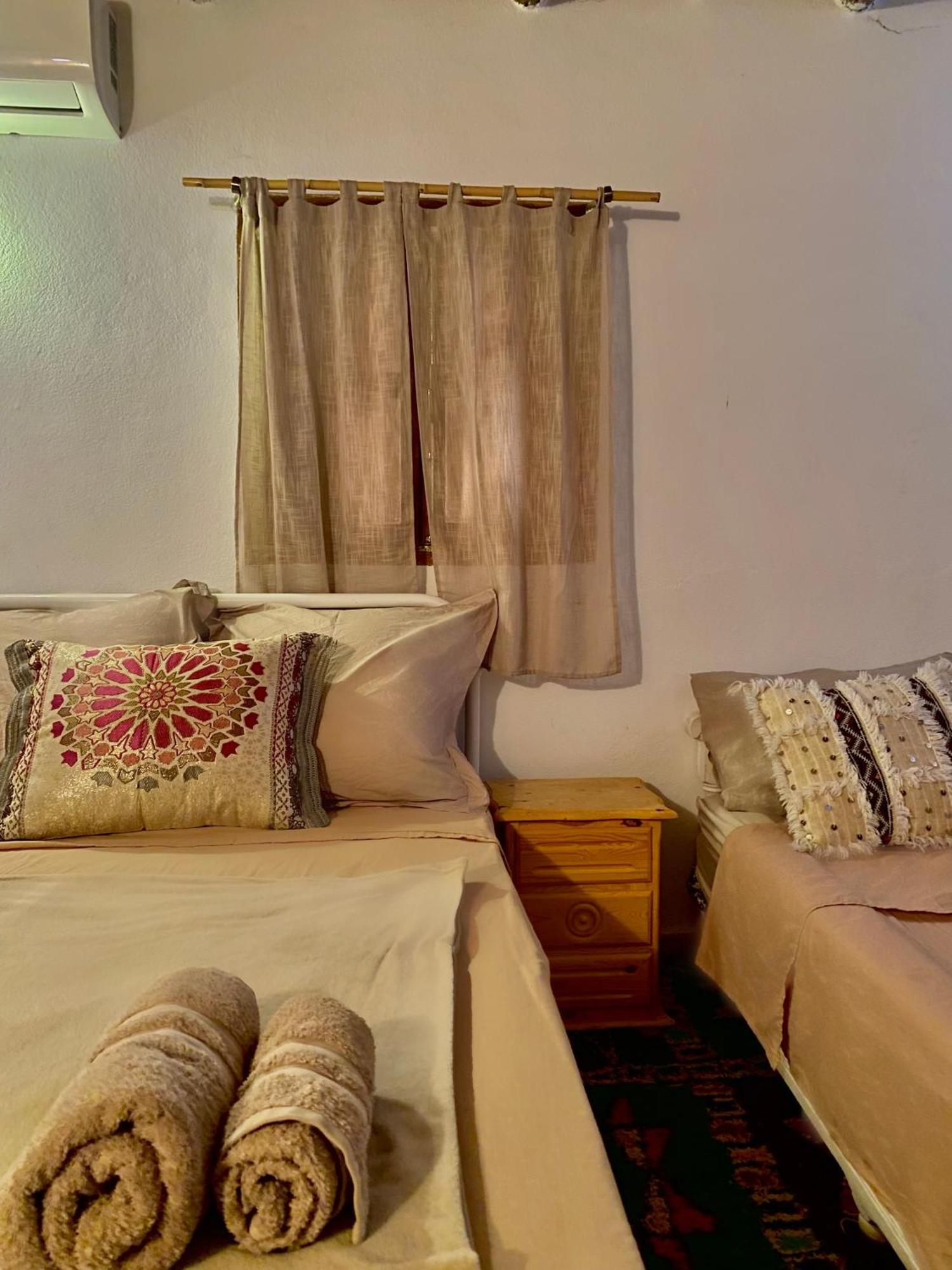 Ksar Montana Hotel, Chambres Piscine Taforhalt Bagian luar foto