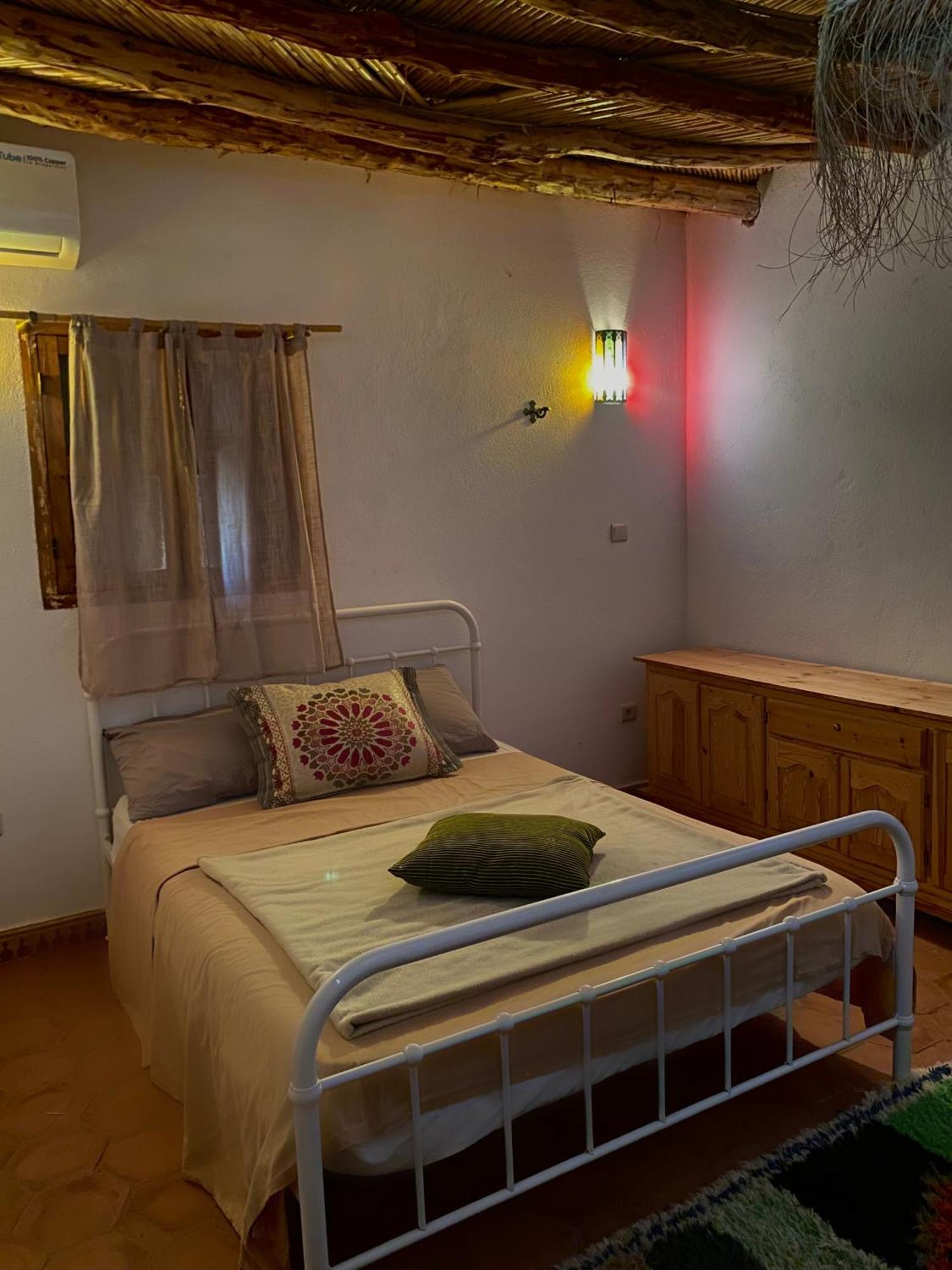 Ksar Montana Hotel, Chambres Piscine Taforhalt Bagian luar foto